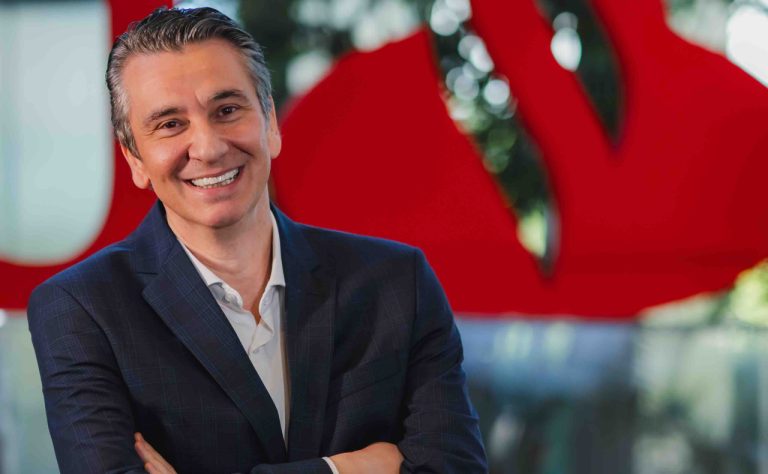 Cezar Janikian, diretor da Financeira do Santander.